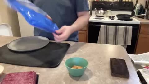 Snapshot of hornychef_92 chatting on May 16, 2026, 5:56 pm hornychef 92 online show from May 16, 2026, 5:56 pm
