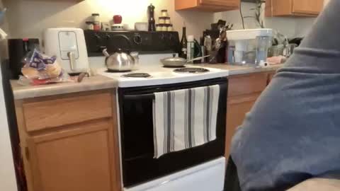 Snapshot of hornychef_92 chatting on May 19, 2026, 9:10 pm hornychef 92 online show from May 19, 2026, 9:10 pm