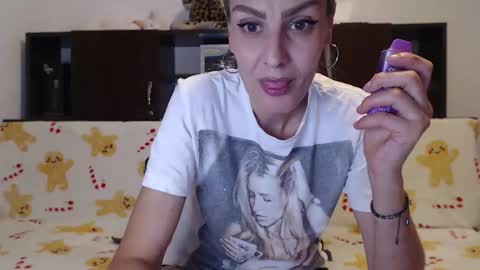 Snapshot of hornygirllx chatting on October 11, 2025, 6:50 pm AshlineKatte online show from October 11, 2025, 6:50 pm