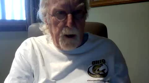 HornyInOhio9 online show from April 18, 2026, 4:22 pm