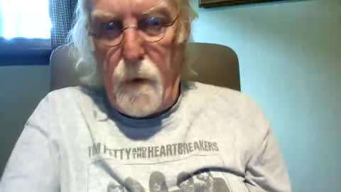 Snapshot of hornyinohio9 chatting on June 6, 2026, 4:12 pm HornyInOhio9 online show from June 6, 2026, 4:12 pm