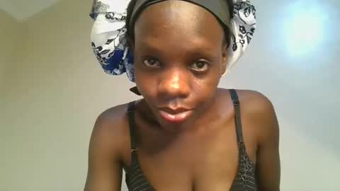 Snapshot of hornylittleprinces chatting on October 5, 2025, 7:12 pm Princes online show from October 5, 2025, 7:12 pm