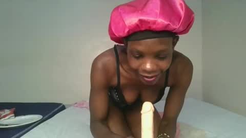 Snapshot of hornylittleprinces chatting on October 16, 2025, 5:30 am Princes online show from October 16, 2025, 5:30 am