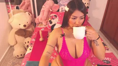 Snapshot of hornymillf_ chatting on May 21, 2026, 1:51 pm C I A R A online show from May 21, 2026, 1:51 pm