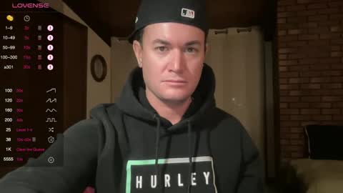 Hornytightboy89 online show from November 28, 2025, 11:51 pm