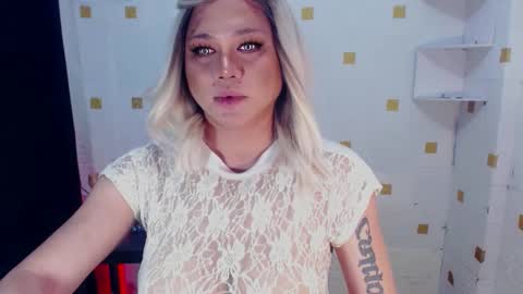 YOUR MAJESTY LUCY PEARL online show from January 18, 2025, 7:07 am