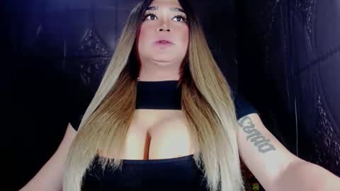 YOUR MAJESTY LUCY PEARL online show from March 10, 2025, 12:26 pm