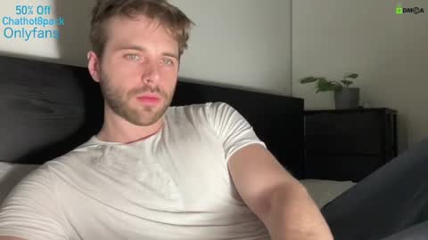 Snapshot of hot8pack01 chatting on February 14, 2025, 5:51 am Edward aka Wolf online show from February 14, 2025, 5:51 am