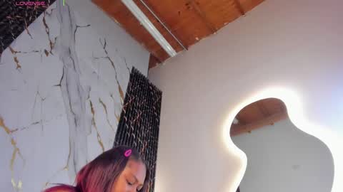 hot__genesis online show from May 6, 2026, 1:16 pm