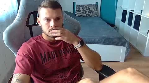 hot_cap_77 online show from October 3, 2025, 11:51 am