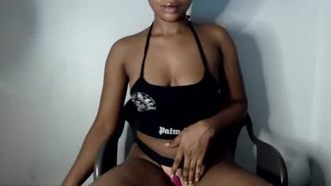 sonia  mis choco online show from April 6, 2026, 3:04 am