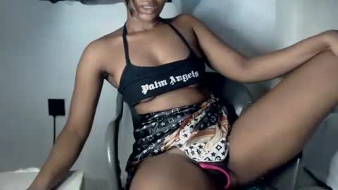 Snapshot of hot_chocoxxxx chatting on April 20, 2026, 7:44 am sonia mis choco online show from April 20, 2026, 7:44 am