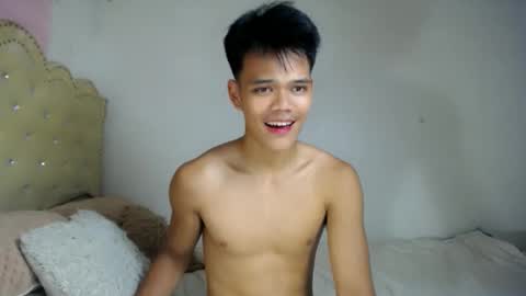 Snapshot of hot_fucker_ chatting on September 29, 2025, 7:13 am hot_fucker_ online show from September 29, 2025, 7:13 am