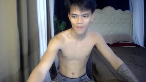 Snapshot of hot_fucker_ chatting on October 31, 2025, 12:06 pm hot_fucker_ online show from October 31, 2025, 12:06 pm