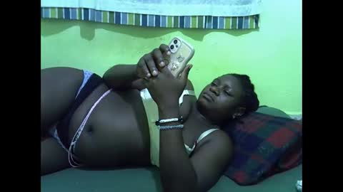 hot_girlly online show from April 8, 2026, 6:13 am