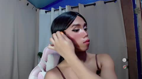 Khianna online show from May 11, 2026, 4:15 pm