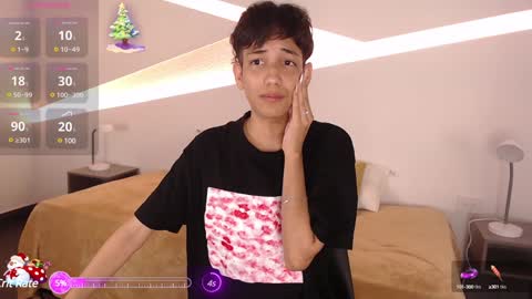 Snapshot of hot_little_bunny chatting on January 23, 2025, 9:29 pm Alana online show from January 23, 2025, 9:29 pm