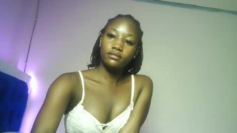 Snapshot of hot_sexxxy_girl chatting on July 5, 2026, 4:25 pm Milly online show from July 5, 2026, 4:25 pm
