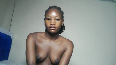 Snapshot of hot_sexxxy_girl chatting on July 12, 2026, 3:19 am Milly online show from July 12, 2026, 3:19 am
