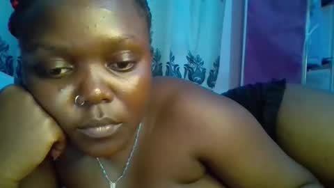 Snapshot of hot_sweetgal chatting on February 18, 2026, 6:37 pm sweetserene online show from February 18, 2026, 6:37 pm