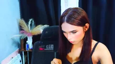 hot_xirene online show from July 19, 2026, 7:23 am