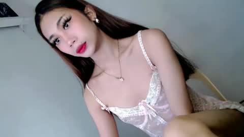 Snapshot of hotasian2345 chatting on February 10, 2026, 9:57 am hotasian2345 online show from February 10, 2026, 9:57 am