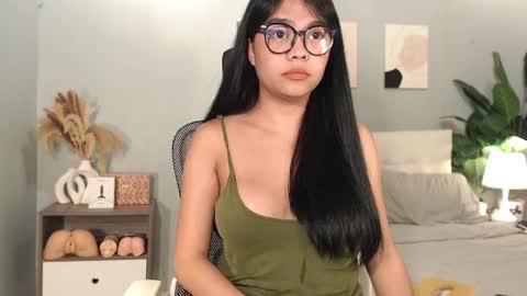 hotasian_gabby69 online show from March 28, 2026, 1:38 am