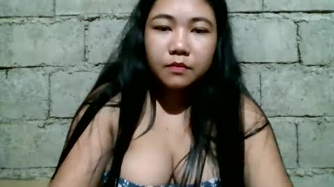 hotbaby_asian31 online show from December 8, 2024, 1:25 pm