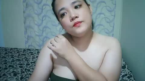 Snapshot of hotbabymomma chatting on February 22, 2025, 5:23 am Lynn online show from February 22, 2025, 5:23 am