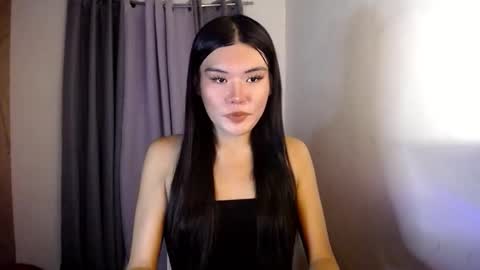 Snapshot of hotbunnyrainx chatting on October 26, 2025, 3:18 pm rain online show from October 26, 2025, 3:18 pm