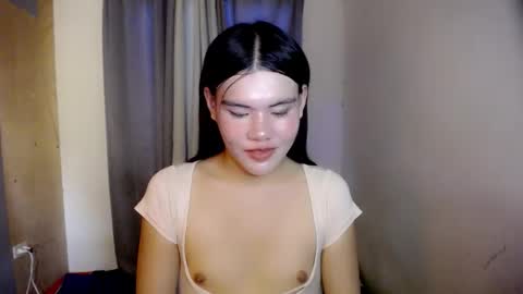 Snapshot of hotbunnyrainx chatting on April 2, 2026, 9:07 am rain online show from April 2, 2026, 9:07 am