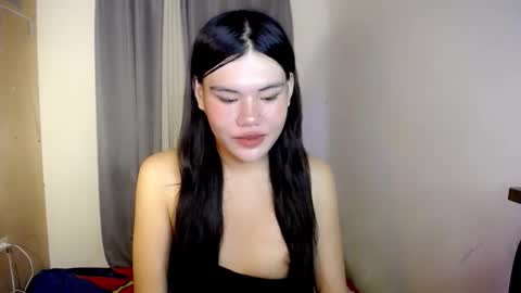 Snapshot of hotbunnyrainx chatting on April 16, 2026, 4:52 pm rain online show from April 16, 2026, 4:52 pm