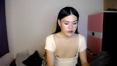 Snapshot of hotbunnyrainx chatting on June 6, 2026, 10:31 am rain online show from June 6, 2026, 10:31 am