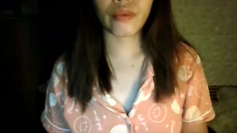 hotchick2099 online show from March 29, 2026, 4:07 pm