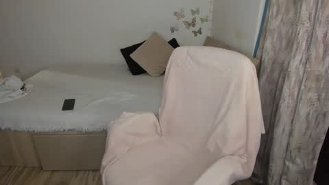 Snapshot of hotdelightsxy chatting on October 2, 2025, 12:23 pm KRISS LUNA online show from October 2, 2025, 12:23 pm
