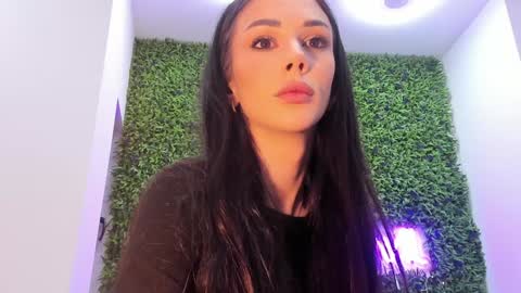 hotfallingdevil online show from January 17, 2026, 5:34 am