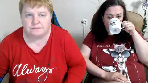 Snapshot of hotfiremommy chatting on June 5, 2026, 8:25 pm LimonkaFire online show from June 5, 2026, 8:25 pm