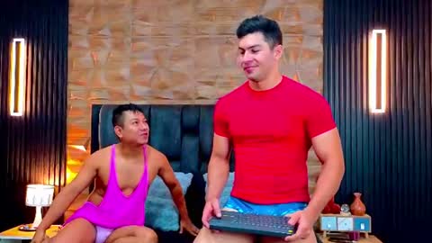 Snapshot of hotfuckers4uu chatting on July 9, 2026, 2:10 pm felipe marcello online show from July 9, 2026, 2:10 pm
