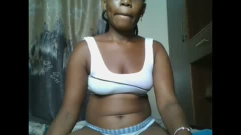 hotgal54 online show from February 11, 2025, 11:33 pm