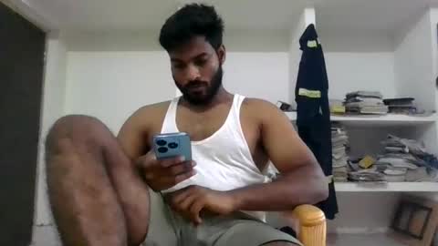 Snapshot of hothunkman352176 chatting on August 2, 2026, 9:19 am hothunkman352176 online show from August 2, 2026, 9:19 am