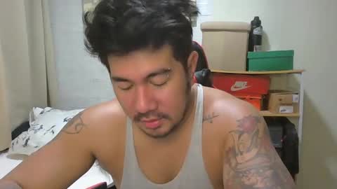 Snapshot of hothunkybear23 chatting on December 7, 2024, 2:09 am Khel online show from December 7, 2024, 2:09 am