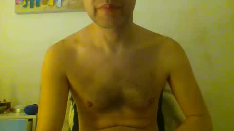 hottitan  twitter Marianoshcam online show from October 15, 2025, 6:41 pm