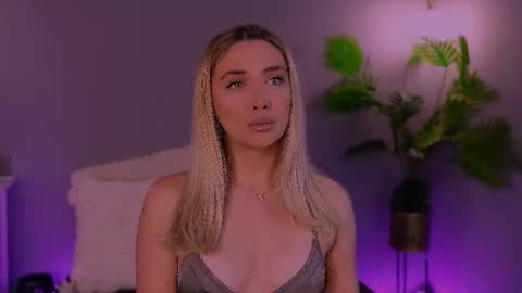 Snapshot of hotjessxx chatting on November 24, 2025, 3:50 am Maria online show from November 24, 2025, 3:50 am