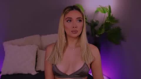 Snapshot of hotjessxx chatting on November 27, 2025, 4:36 am Maria online show from November 27, 2025, 4:36 am