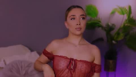 Snapshot of hotjessxx chatting on December 5, 2025, 5:05 am Maria online show from December 5, 2025, 5:05 am