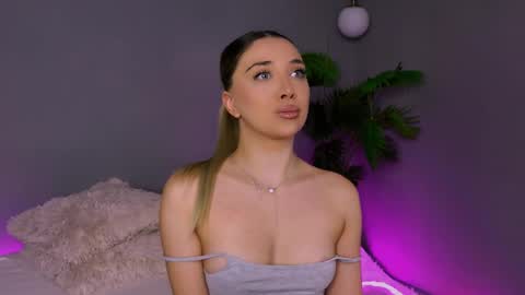 Maria online show from April 16, 2026, 4:02 am