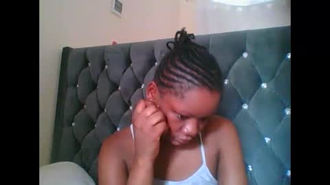 LOYCE online show from March 18, 2026, 12:30 pm