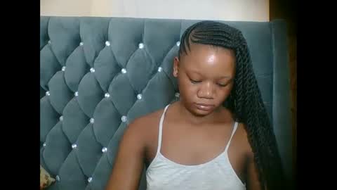 LOYCE online show from March 24, 2026, 10:37 pm