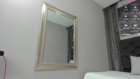 Snapshot of hotkoljeixxx chatting on February 1, 2025, 2:37 am Hotkoljei online show from February 1, 2025, 2:37 am