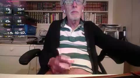 hotlux_54 online show from May 1, 2026, 10:58 pm